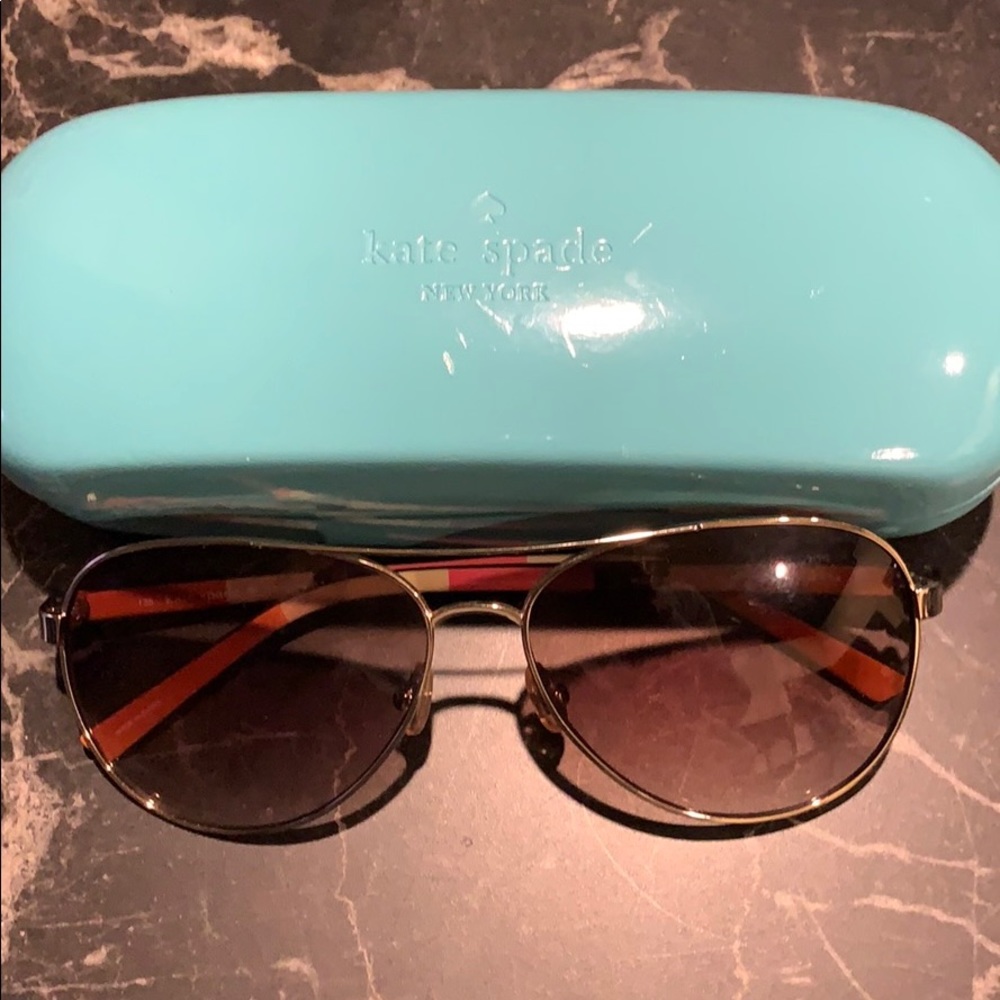 Kate Spade sunglasses with sunglasses case